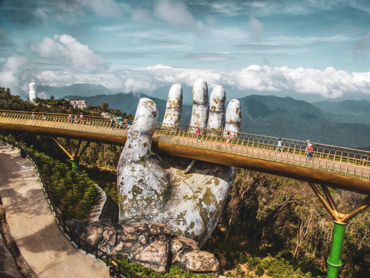 【漫遊峴港北越】越南巴拿山、會安古城、雙龍灣7日