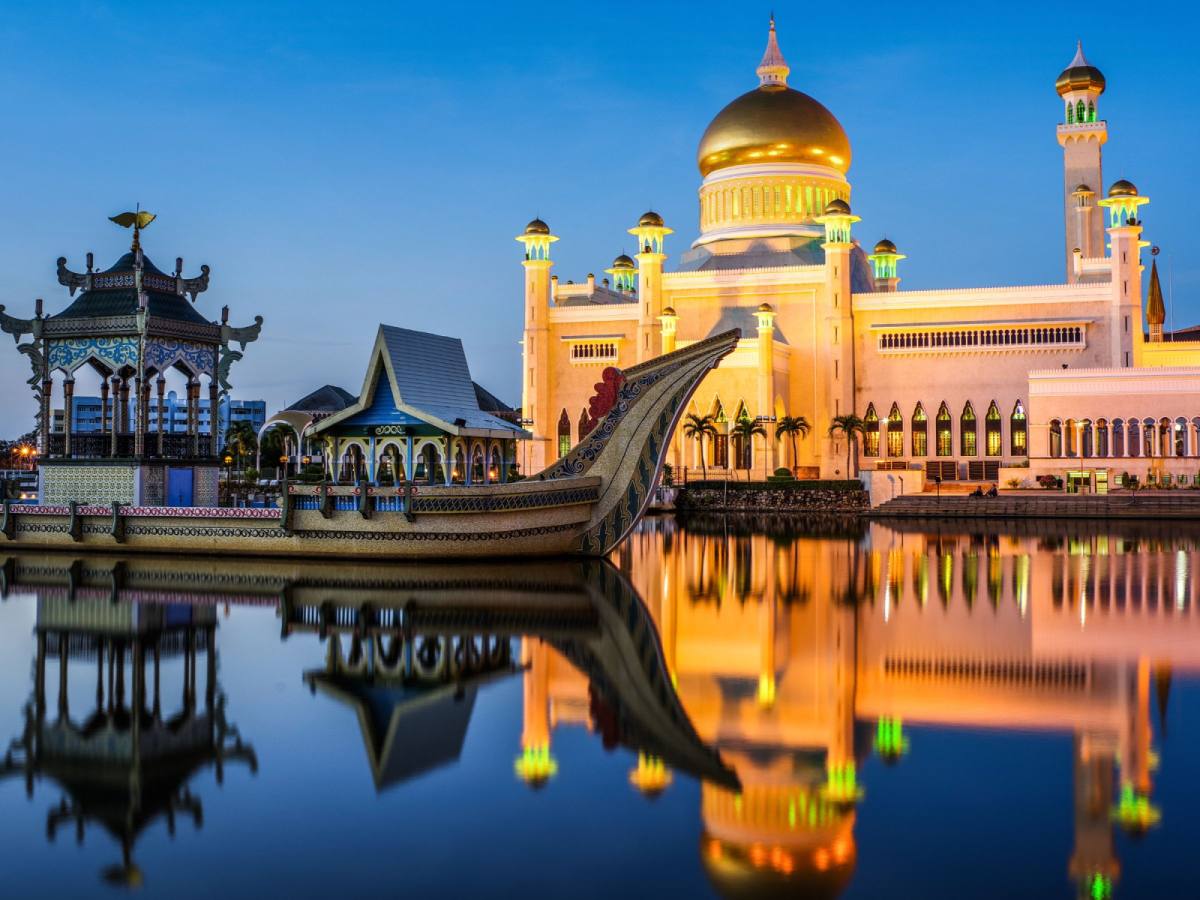 【精彩汶萊】汶萊水上村、紅樹林長鼻猴生態之旅、努洛伊曼皇宮