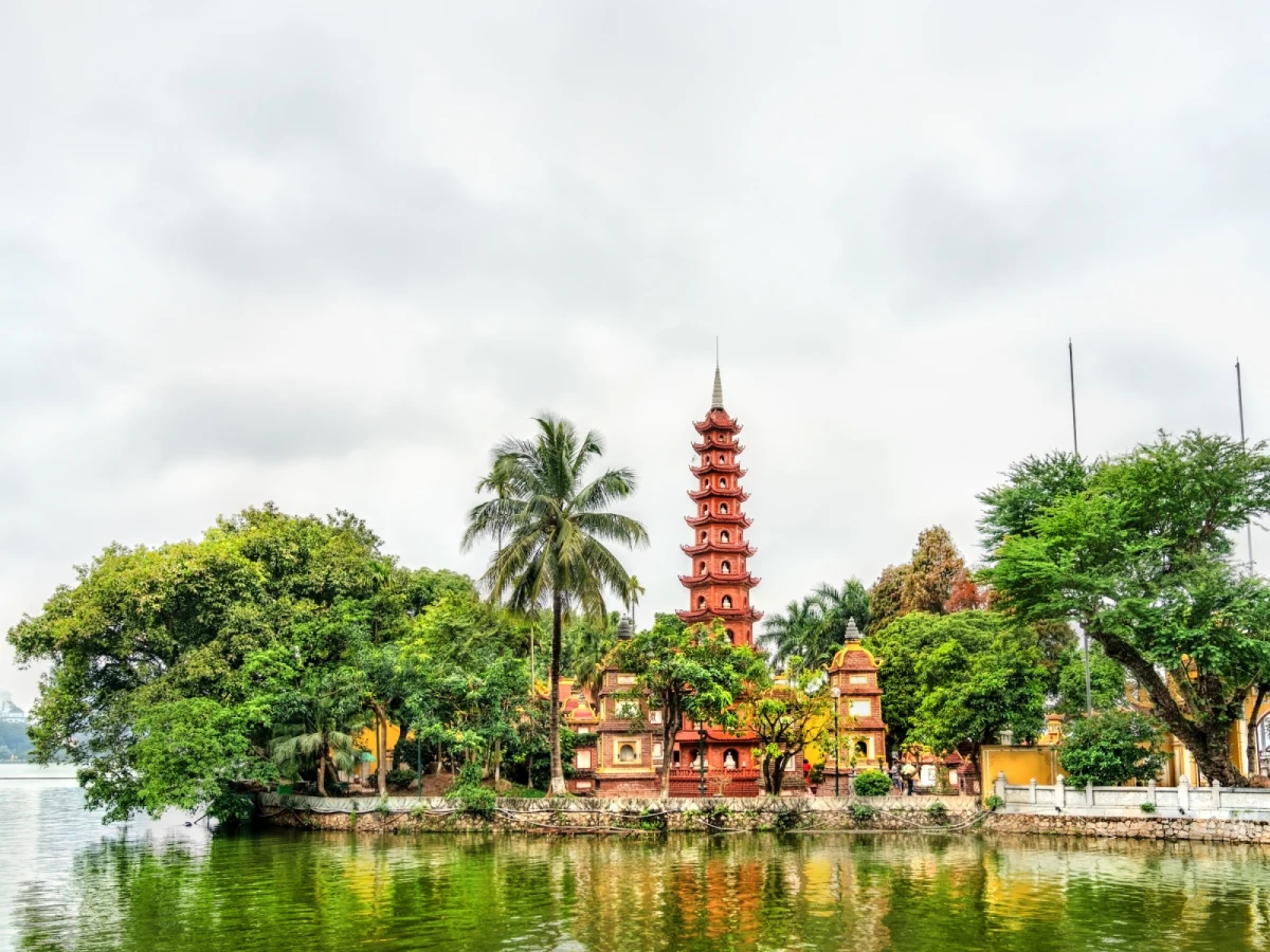 【河內包車旅遊】下龍灣、鎮國寺、三十六古街六日遊