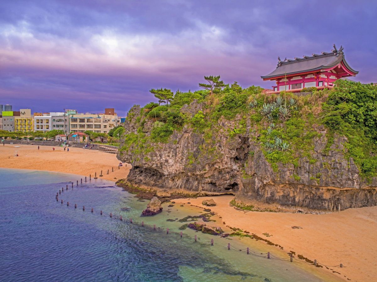 【侏儸紀沖繩】海灘渡假飯店、叢林侏儸紀、燒肉吃到飽5日