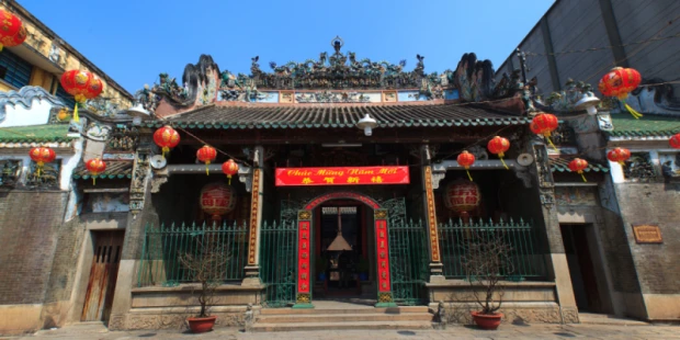 堤岸天后宮
