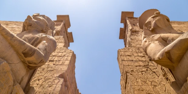 太陽神曼儂雕像The Colossiof Mammon