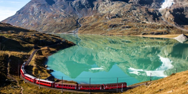 瑞士火車伯連那列車