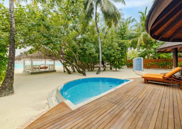 Olhuveli 沙灘屋2晚