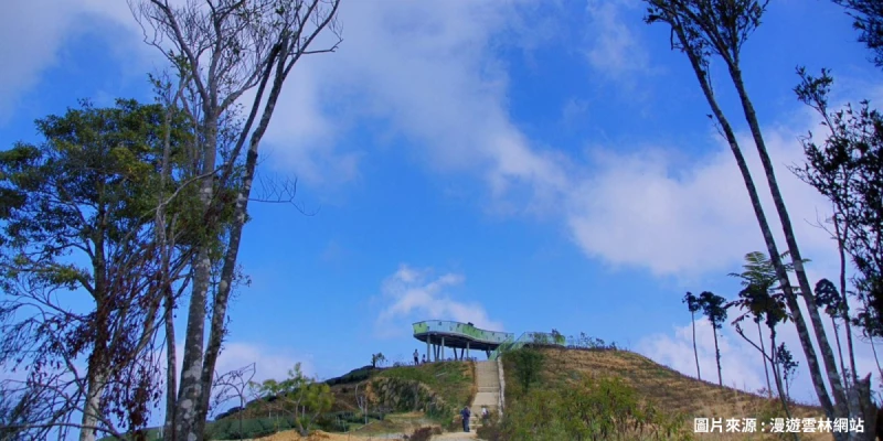 雲嶺之丘