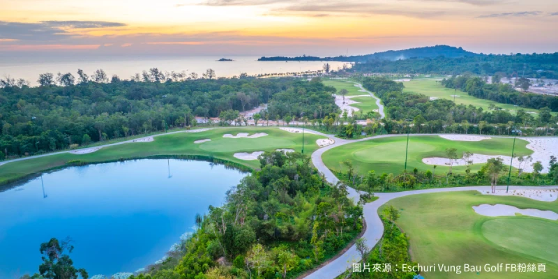 Eschuri Vung Bau Golf Resort