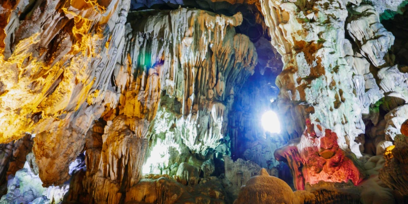 驚訝洞Sung Sot Cave